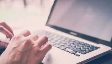 Farmácia online: comprar medicamentos na internet é seguro?