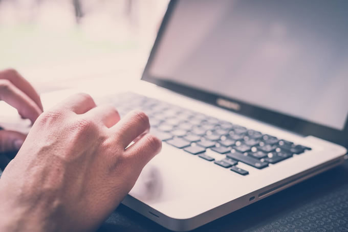 Farmácia online: comprar medicamentos na internet é seguro? 