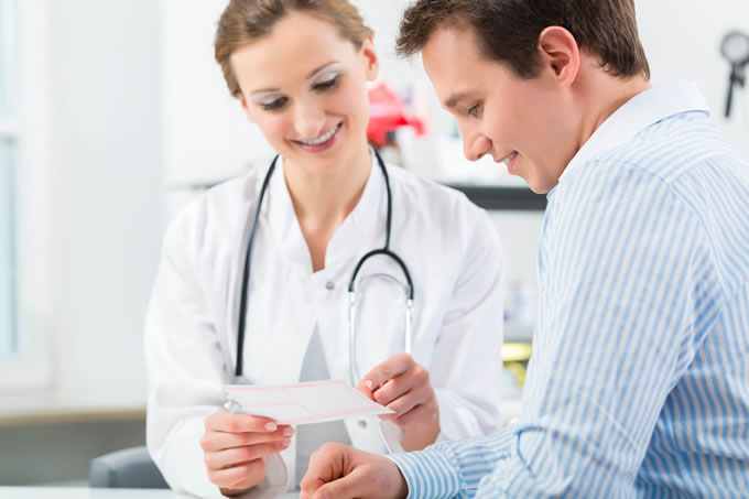 Homem vai pouco ao médico? Prática não ajuda na prevenção de doenças