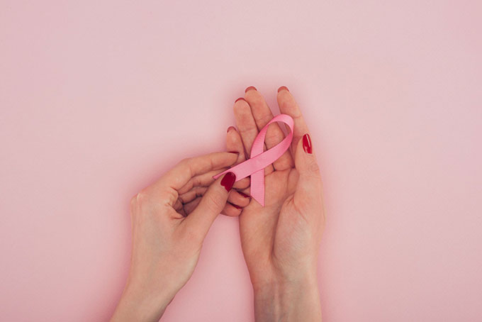 fique-atenta-aos-sintomas-do-cancer-de-mama-(1)