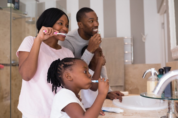 como escolher escova de dente - cerdas macias